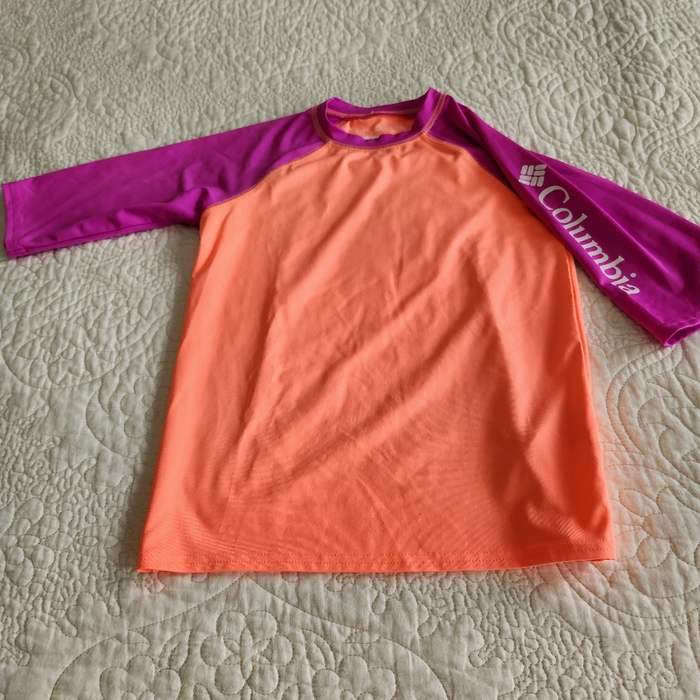 Columbia rash gaurd with sun protection
